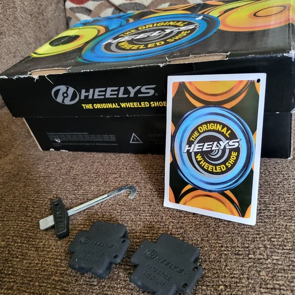 Original Heelys! - Picture 3 of 4